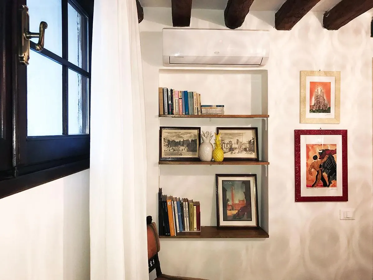 Apartment Casa Furlani Ai Dalmati - Your Home On The Canal Venedig