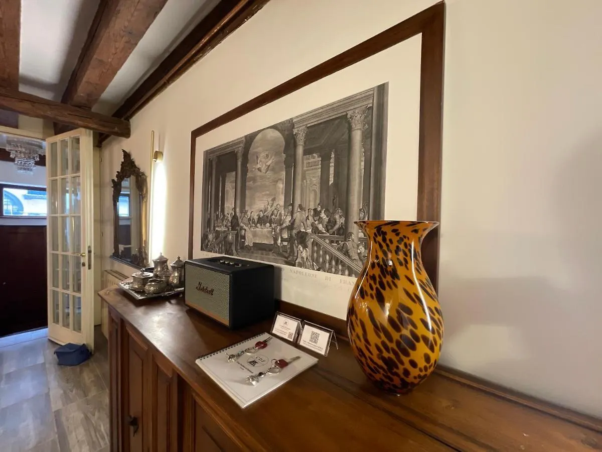 Casa Furlani Ai Dalmati - Your Home On The Canal Venedig 0*,