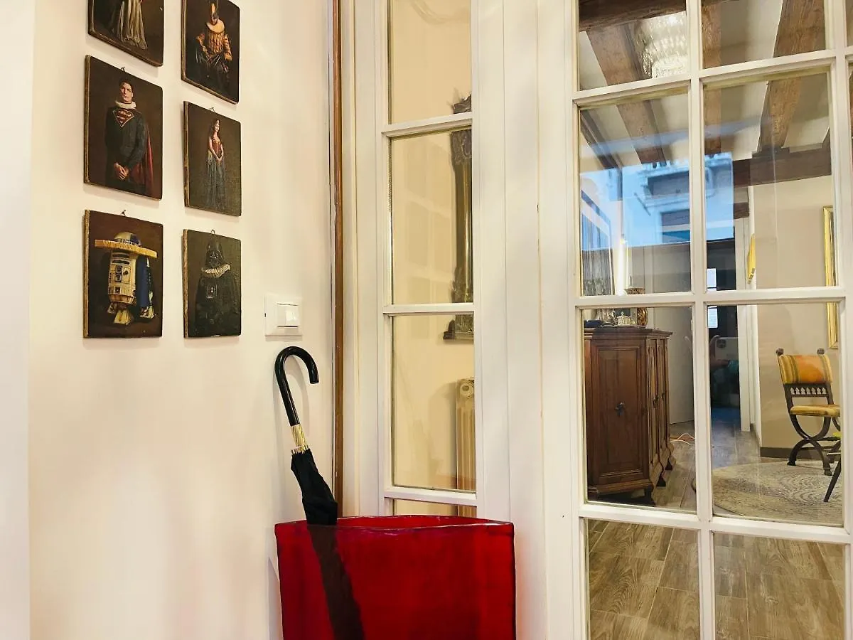 Casa Furlani Ai Dalmati - Your Home On The Canal Venedig