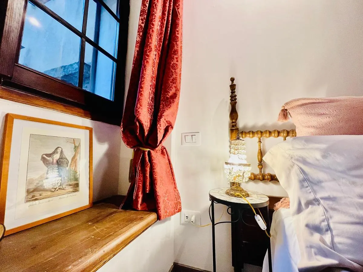 Casa Furlani Ai Dalmati - Your Home On The Canal Venedik 0*,  İtalya